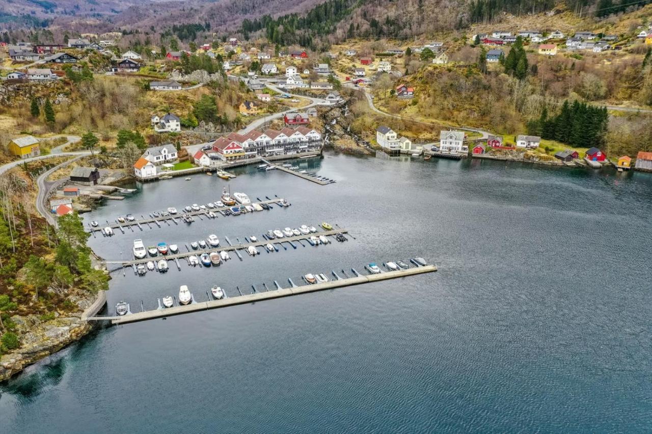 Апарт отель Tysnes Sjo Og Fritid Uggdal Экстерьер фото