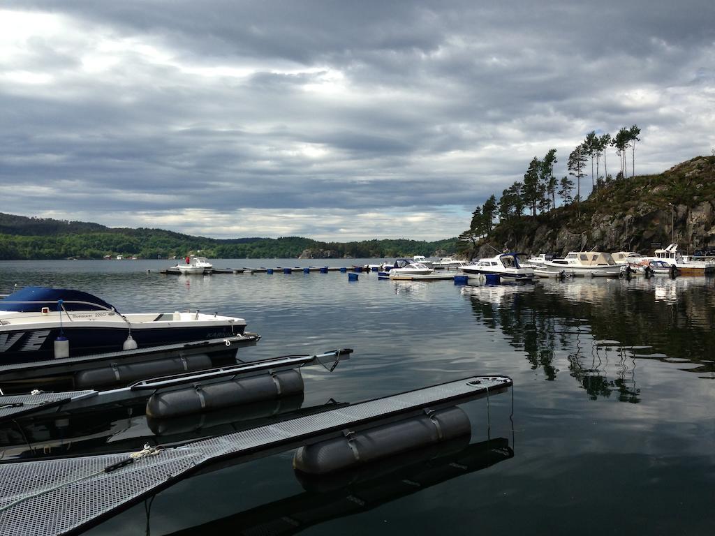 Апарт отель Tysnes Sjo Og Fritid Uggdal Экстерьер фото